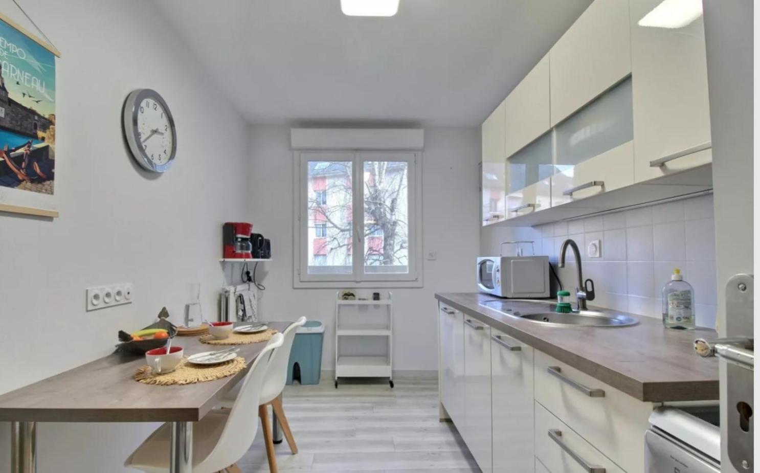 Appartement Hyper Centre Avec Garage Prive Конкарно Екстериор снимка