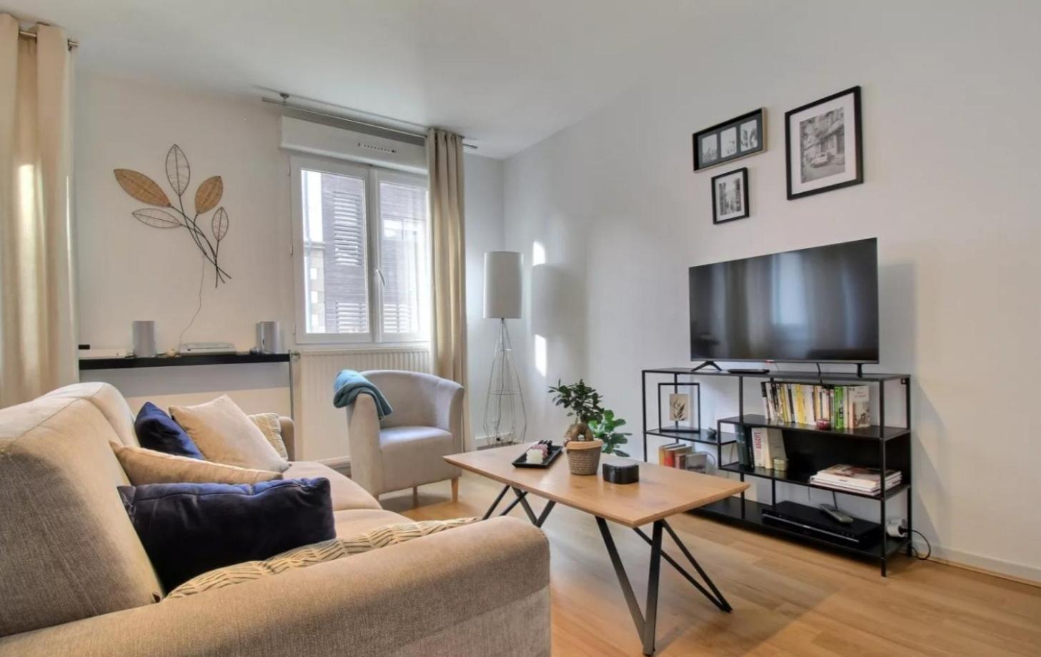 Appartement Hyper Centre Avec Garage Prive Конкарно Екстериор снимка